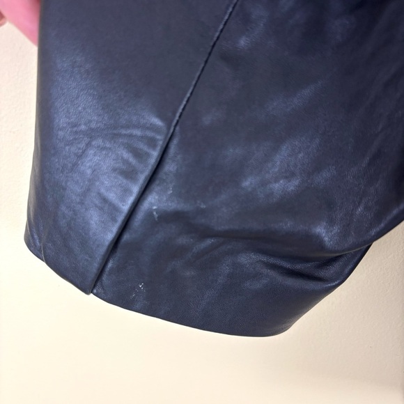 Kenneth Cole Black “70’s” 3 Button Double Vent Classic Leather Blazer Size (L) - Picture 8 of 16